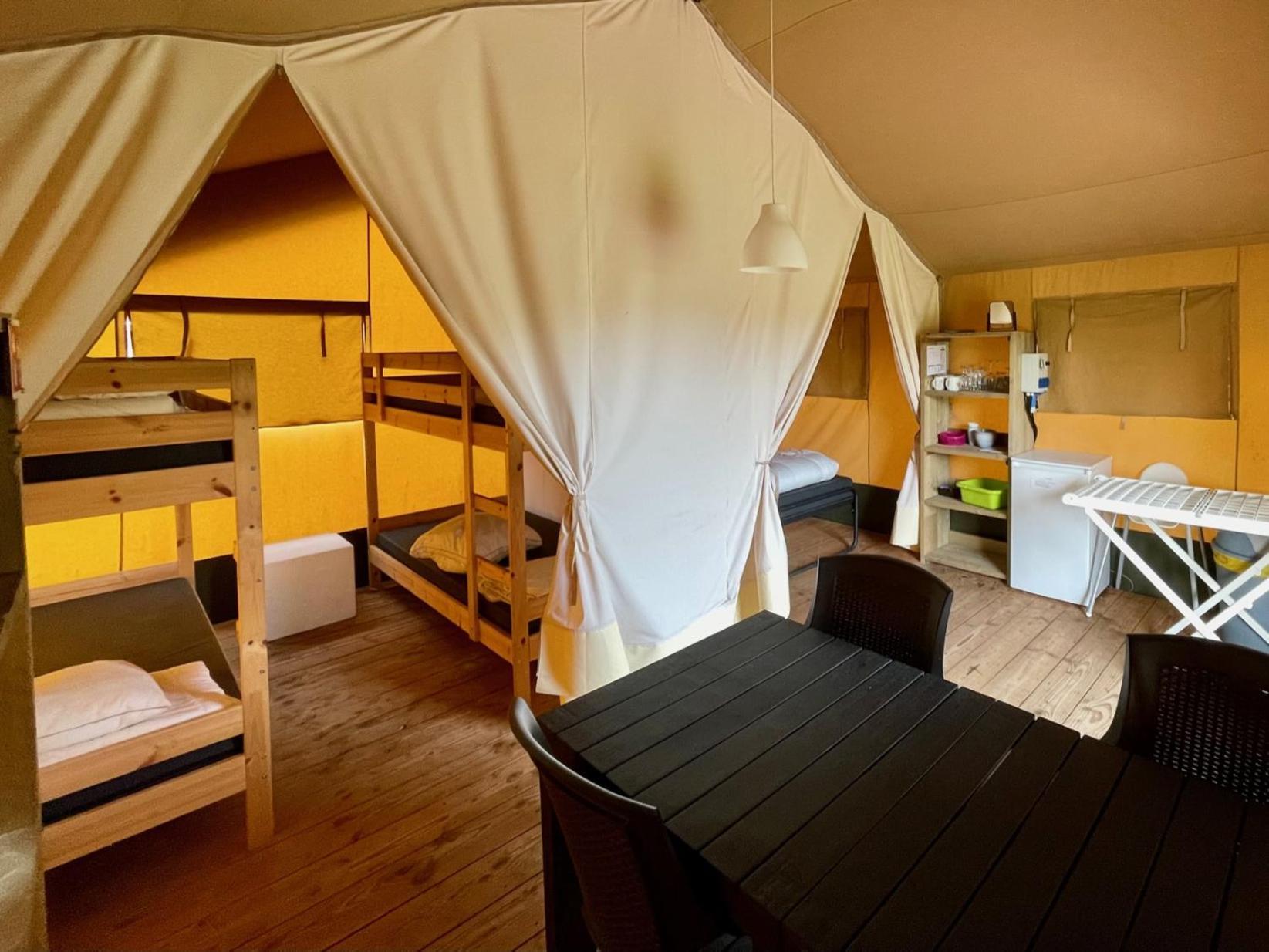 Safaritent At Camping Gt Keiheuvel Balen Стая снимка